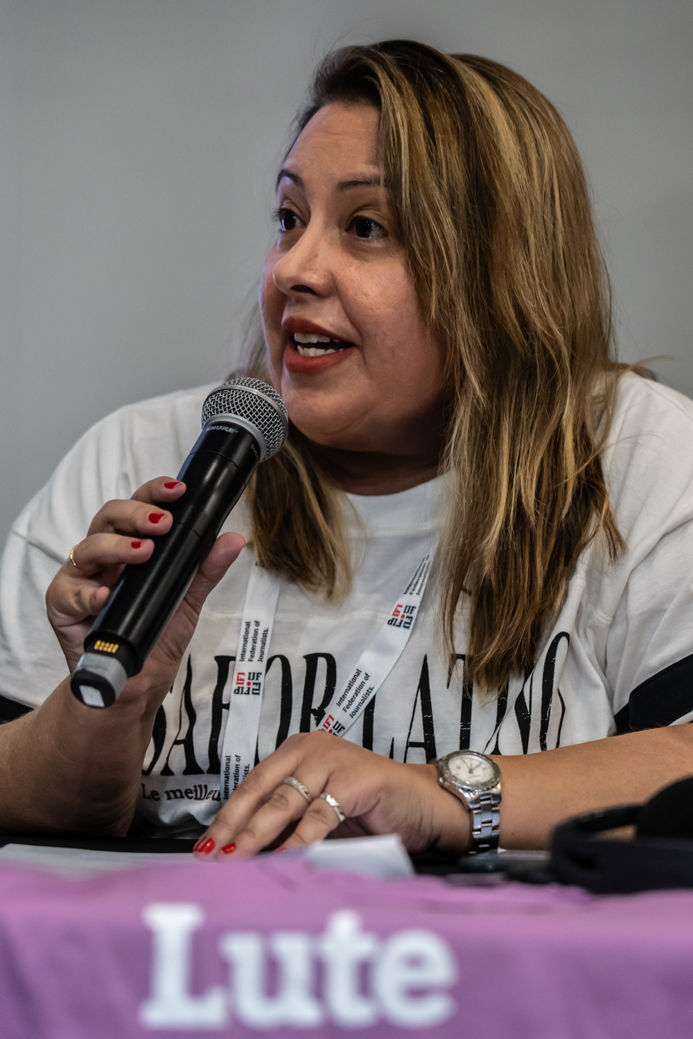 https://fenaj.org.br/wp-content/uploads/2026/07/Samira-Congresso-FIJ-6-683x1024.jpg