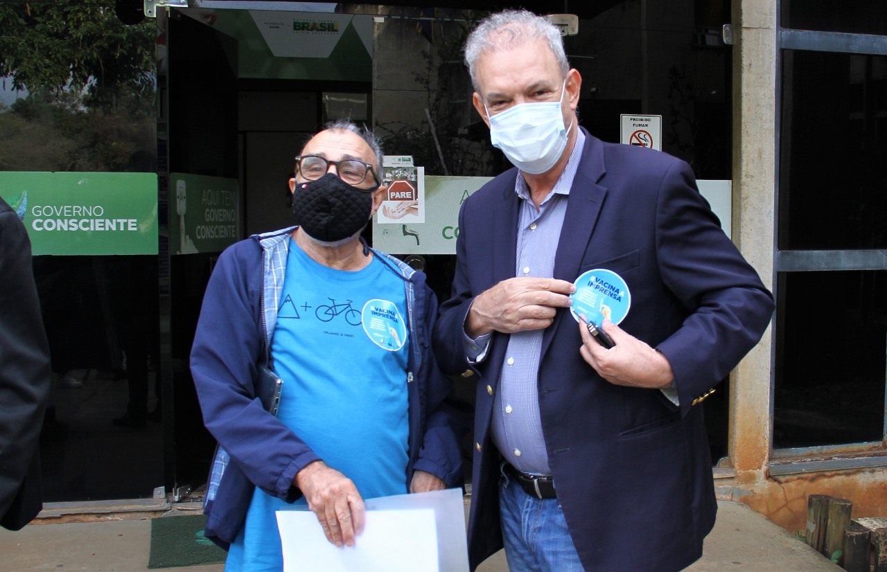 Jornalistas promovem Dia Nacional de Luta pela vacinação da categoria